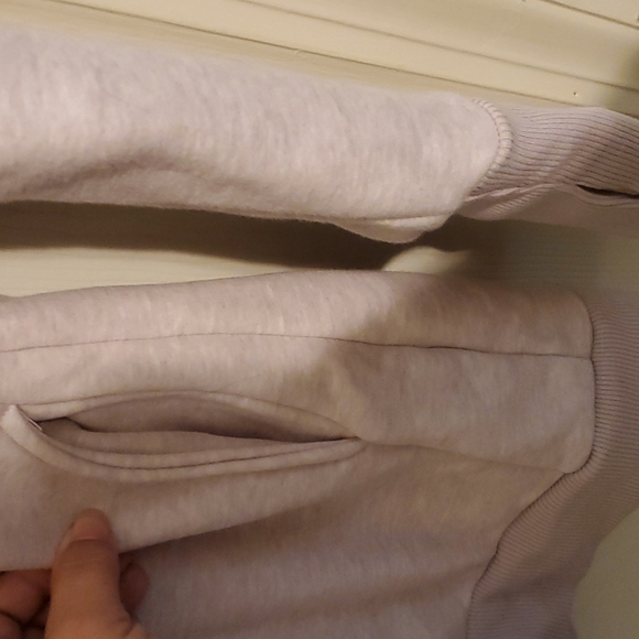 Fabletics sweatshirt - Picture 6 of 6